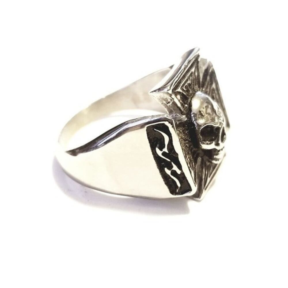 316L stainless steel skull biker hypoallergenic tarnish resistant ring size 13 - Picture 3 of 4